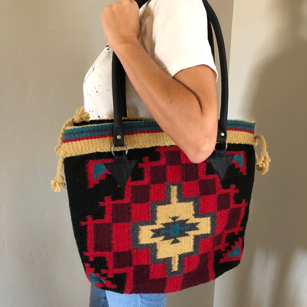 NWT Serape bag - Picture 1 of 2